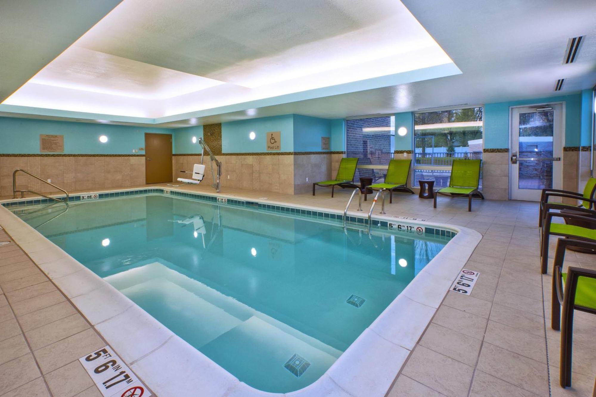 Springhill Suites By Marriott St. Joseph Бентон-Гарбор Екстер'єр фото